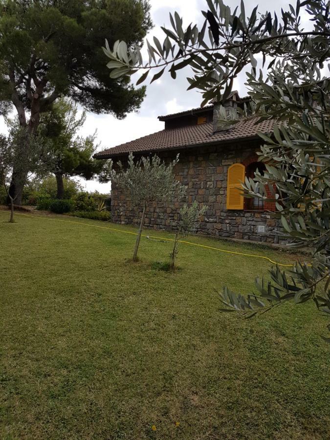 Villa Fior Di Lavanda Cisano sul Neva Exterior foto