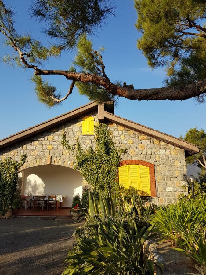 Villa Fior Di Lavanda Cisano sul Neva Exterior foto